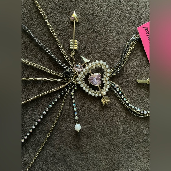 Betsey Johnson necklace with tags - Picture 6 of 10